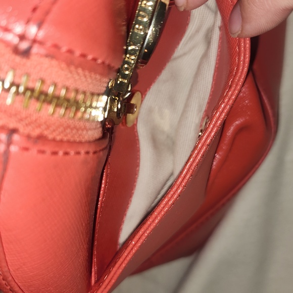 Tory Burch Dark Salmon Leather Robinson Midi Satchel - Picture 12 of 16